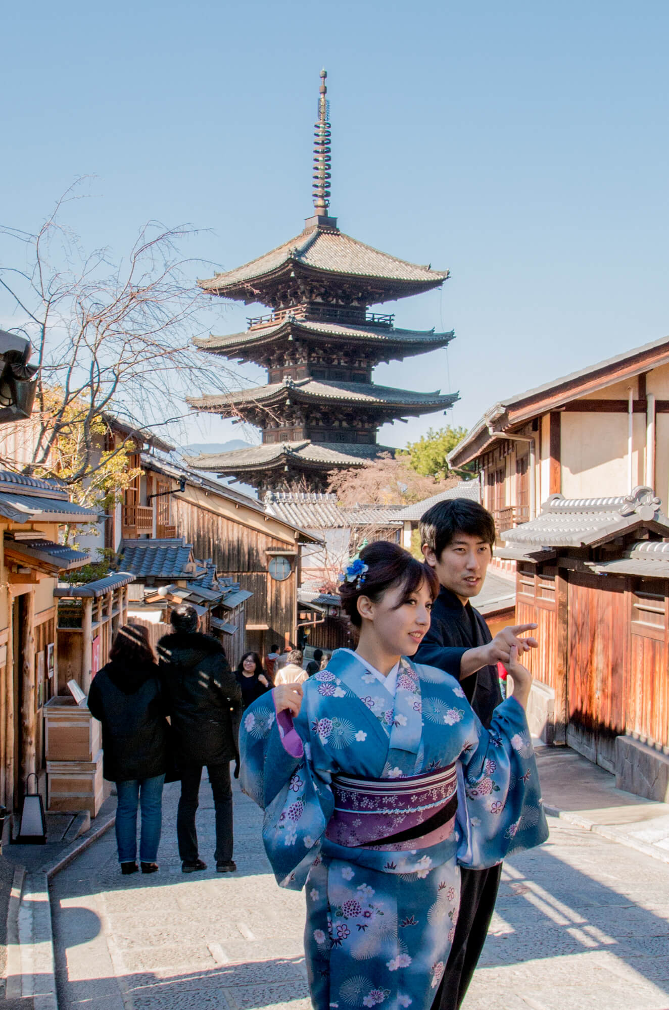 A Day in Kyoto: Shrines, Street Food & Kimonos