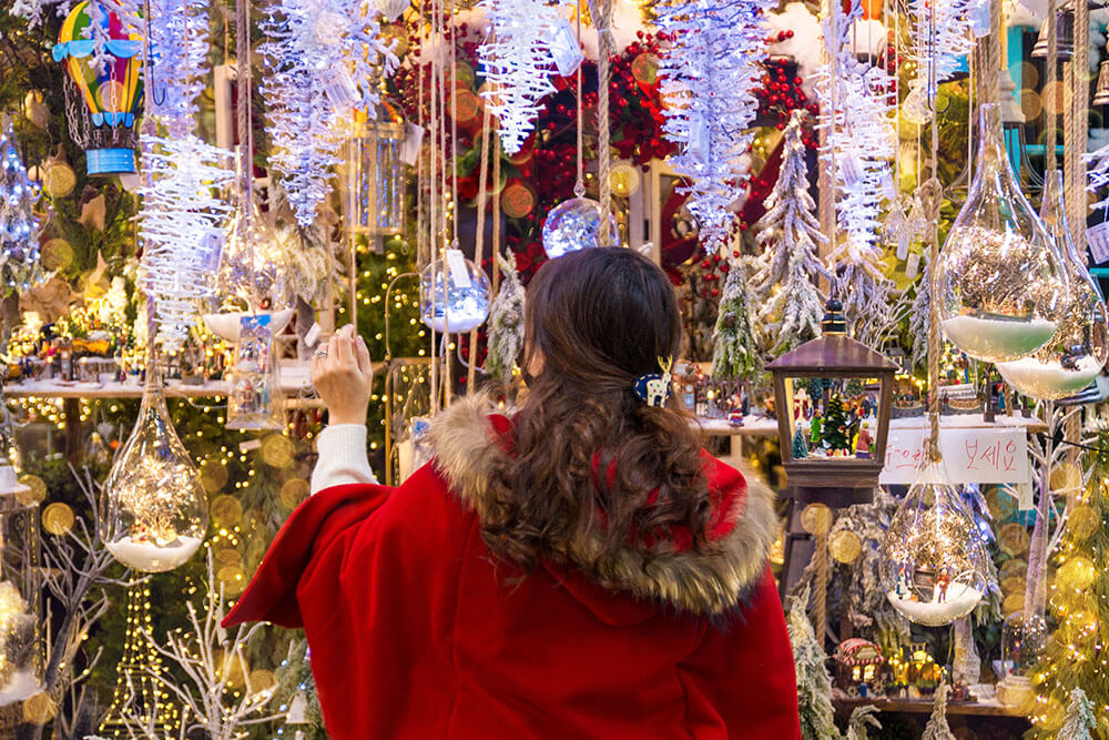 Christmas Decoration Shopping in Korea