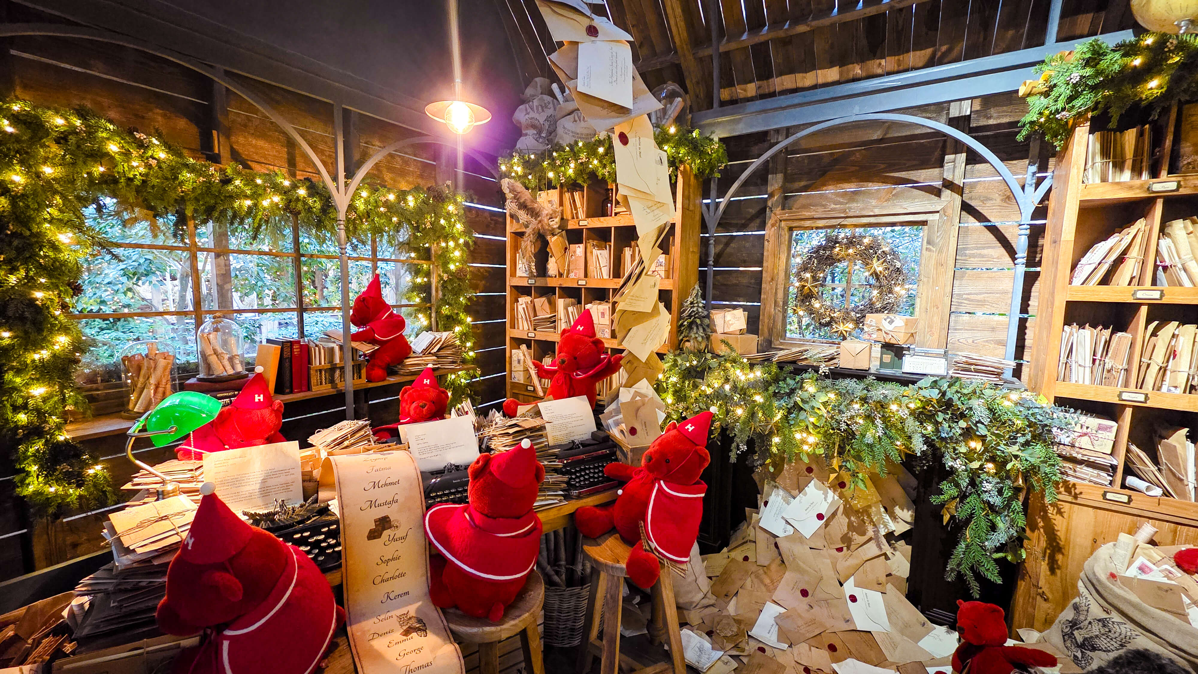 The Hyundai Seoul Christmas Market: Atelier de Noël